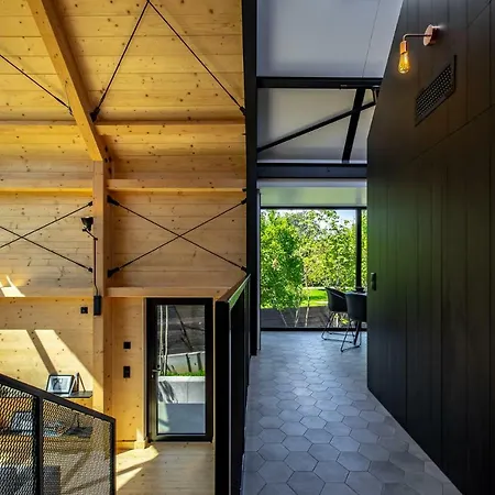 Camppinus Park Дом отдыха Jezierzany